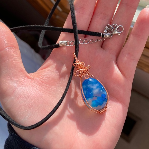 Handmade Blue Dyed Agate Pendant - Picture 3 of 5